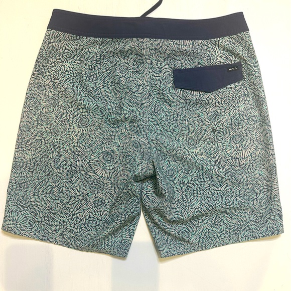 RVCA Industry Men’s board shorts, size 34, 19.5” length from waistband down leg. - Picture 4 of 4